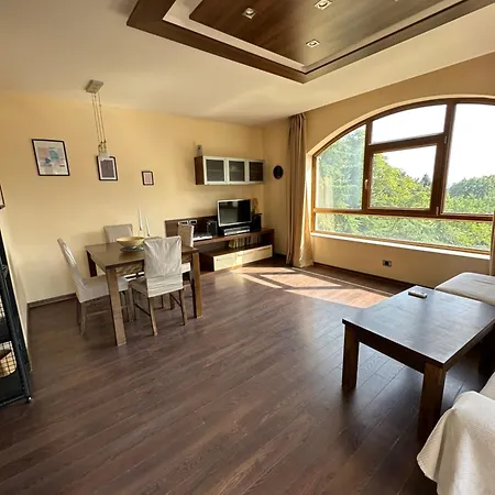 Sea View Next To Sea Garden And Apartamento Varna
