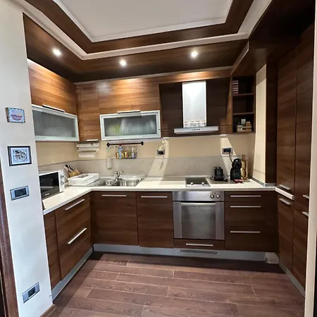 Apartment Sea View Next To Sea Garden And